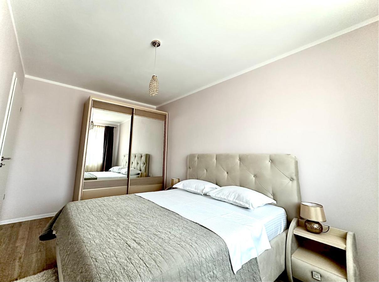 4friendscoresibrasov Pink